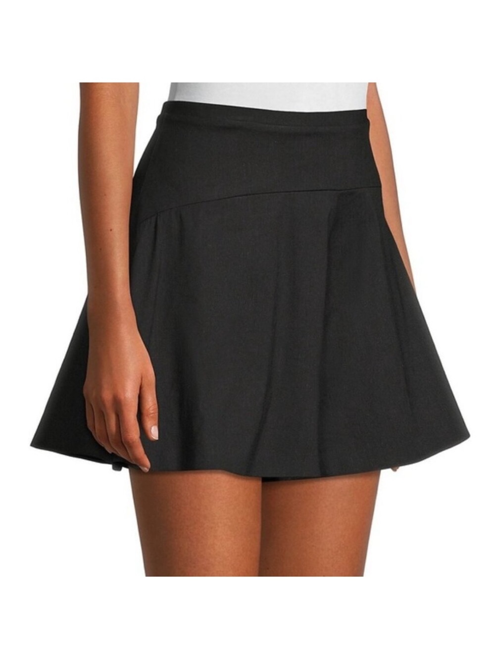 Black Linen Flounce Shorts